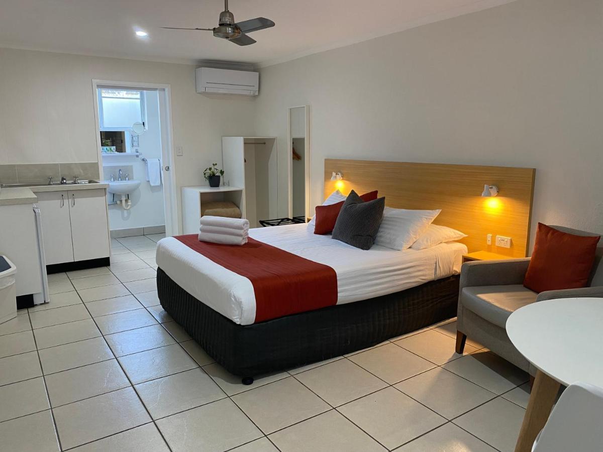 Tin Can Bay Motel Esterno foto