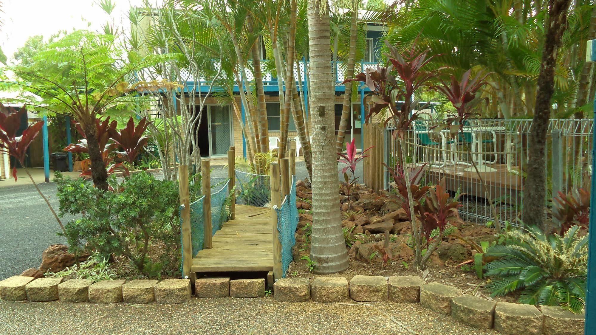 Tin Can Bay Motel Esterno foto