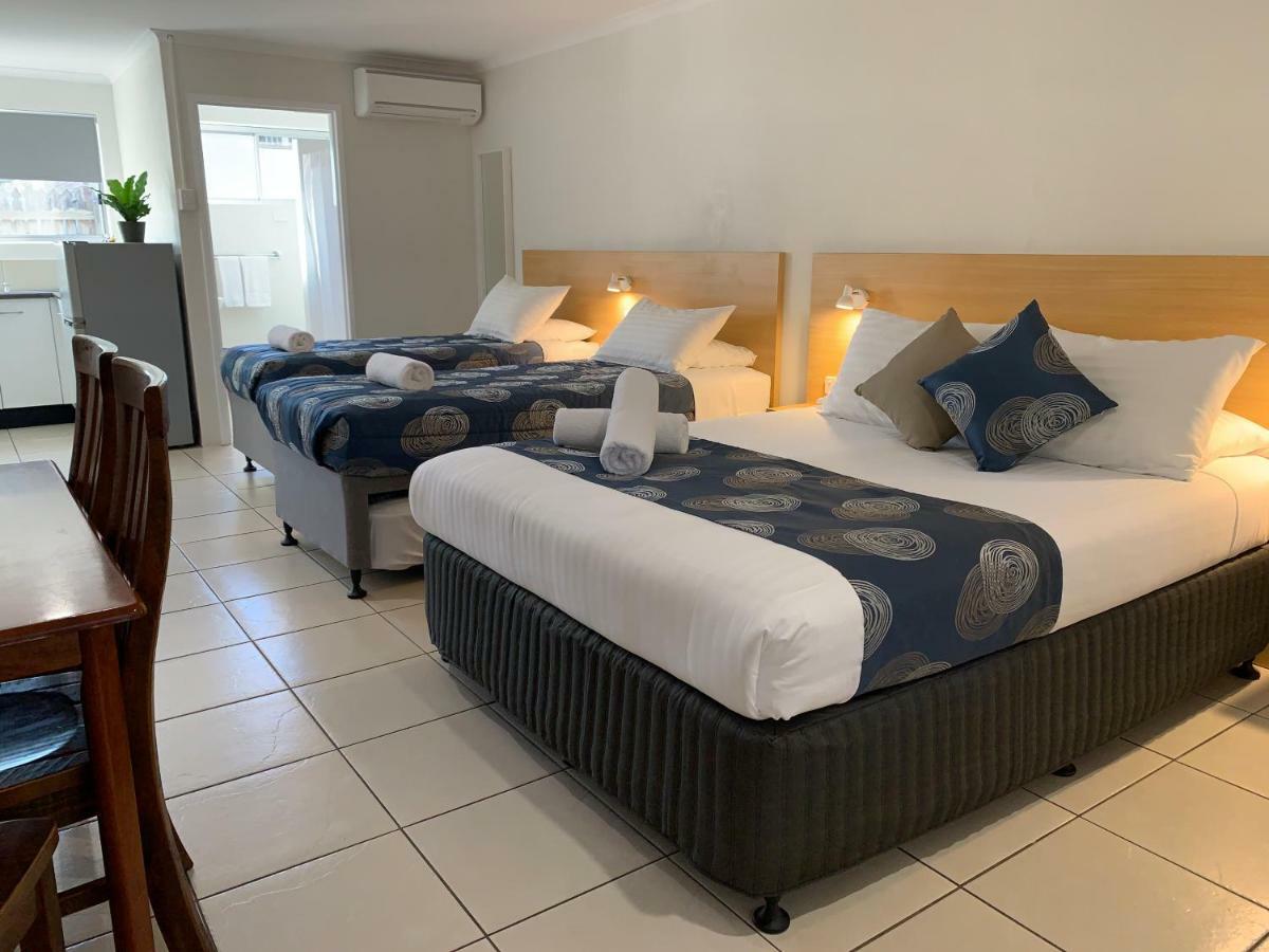 Tin Can Bay Motel Esterno foto
